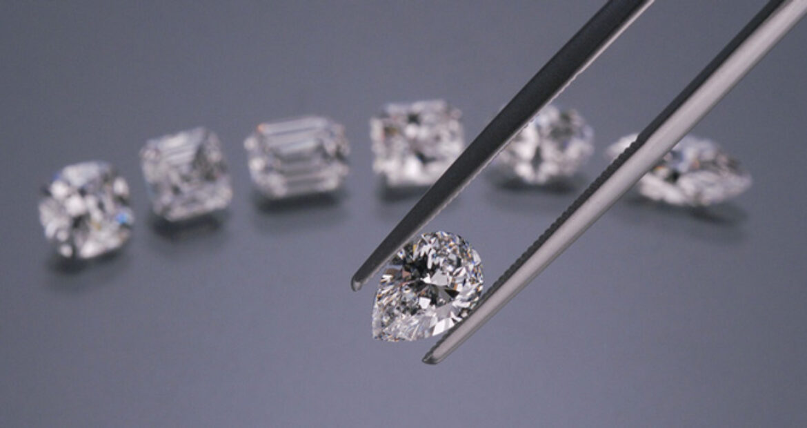 A Helpful Guide to the 4 C’s of Diamonds