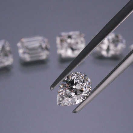 A Helpful Guide to the 4 C’s of Diamonds