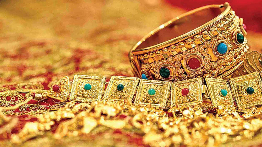 Beyond Adornment: The Enduring Spell and Silent Stories of Jewellery