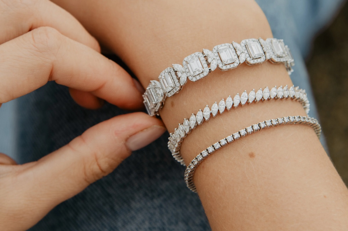 Tennis Bracelets with Lab Diamonds: A Modern Twist on a Classic Favorite
